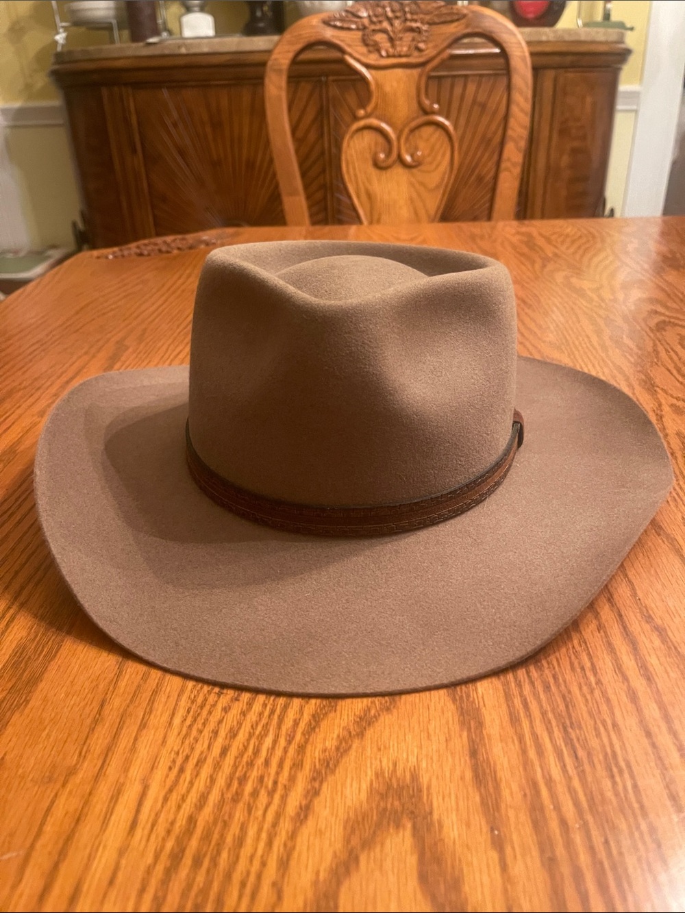 Akubra White Satin Hat Liner with Gold Crest